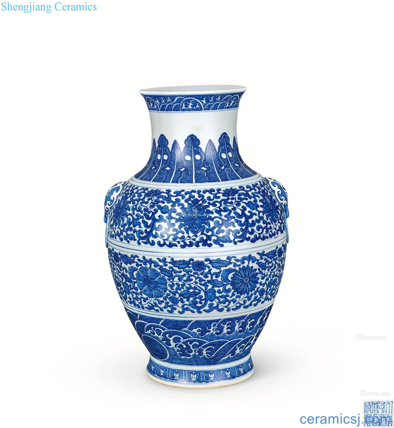 Qing qianlong Blue and white lotus flower grain bottle