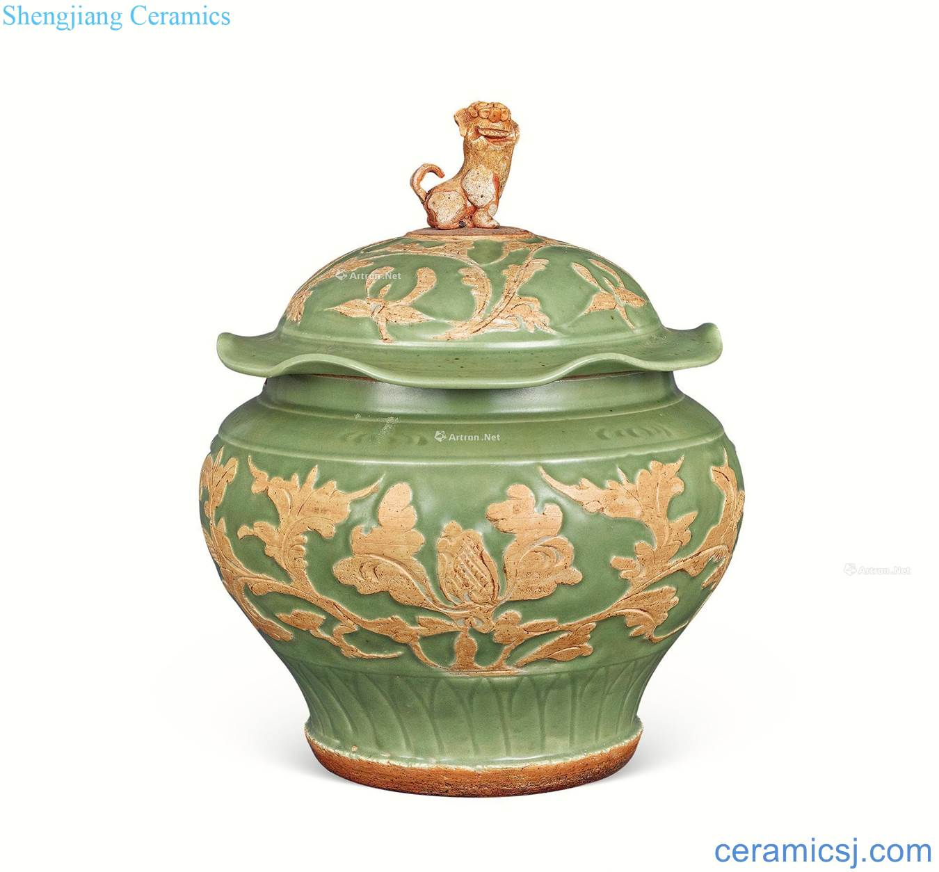 The yuan dynasty longquan glaze lion button lines cover pot flowers