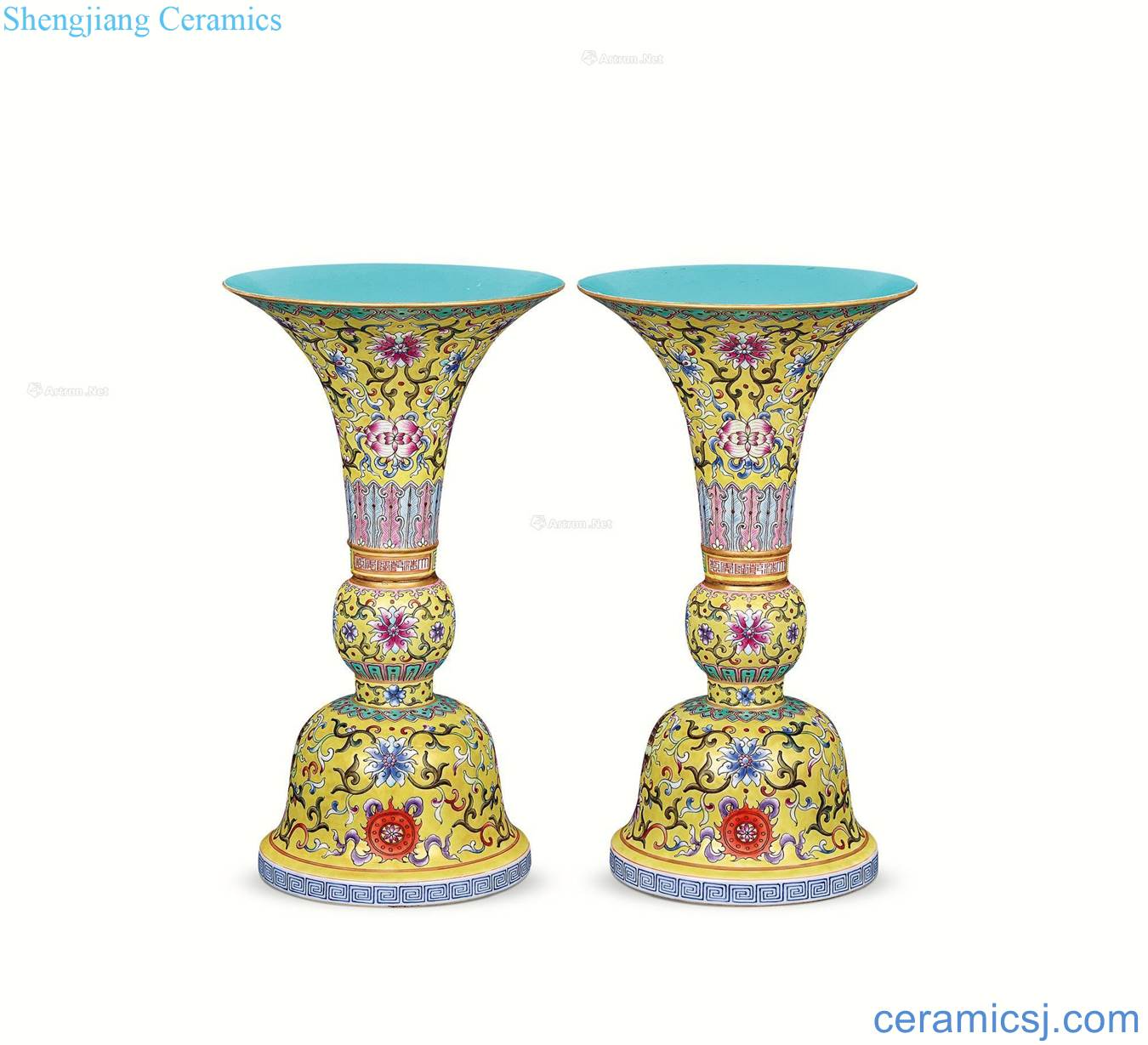 In the qing dynasty To pastel yellow flowers with a sweet vase with (a)
