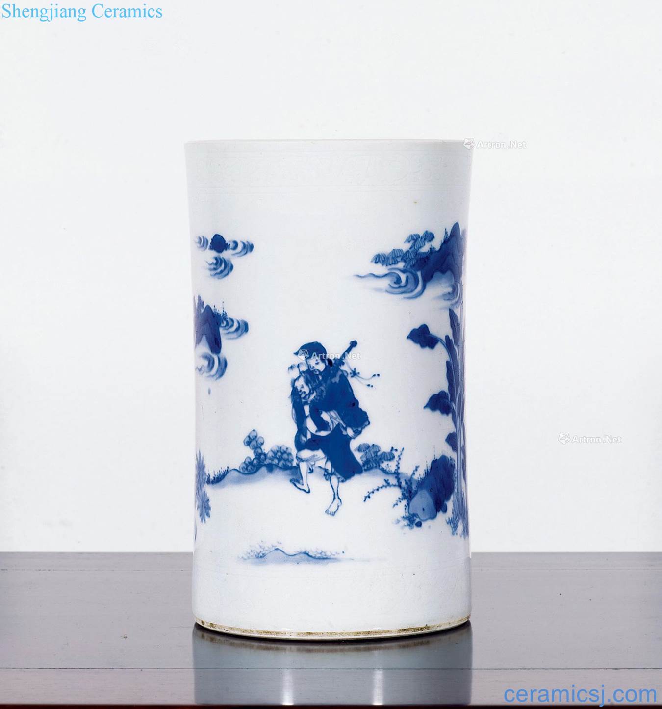In the late Ming Stories of blue and white pen container