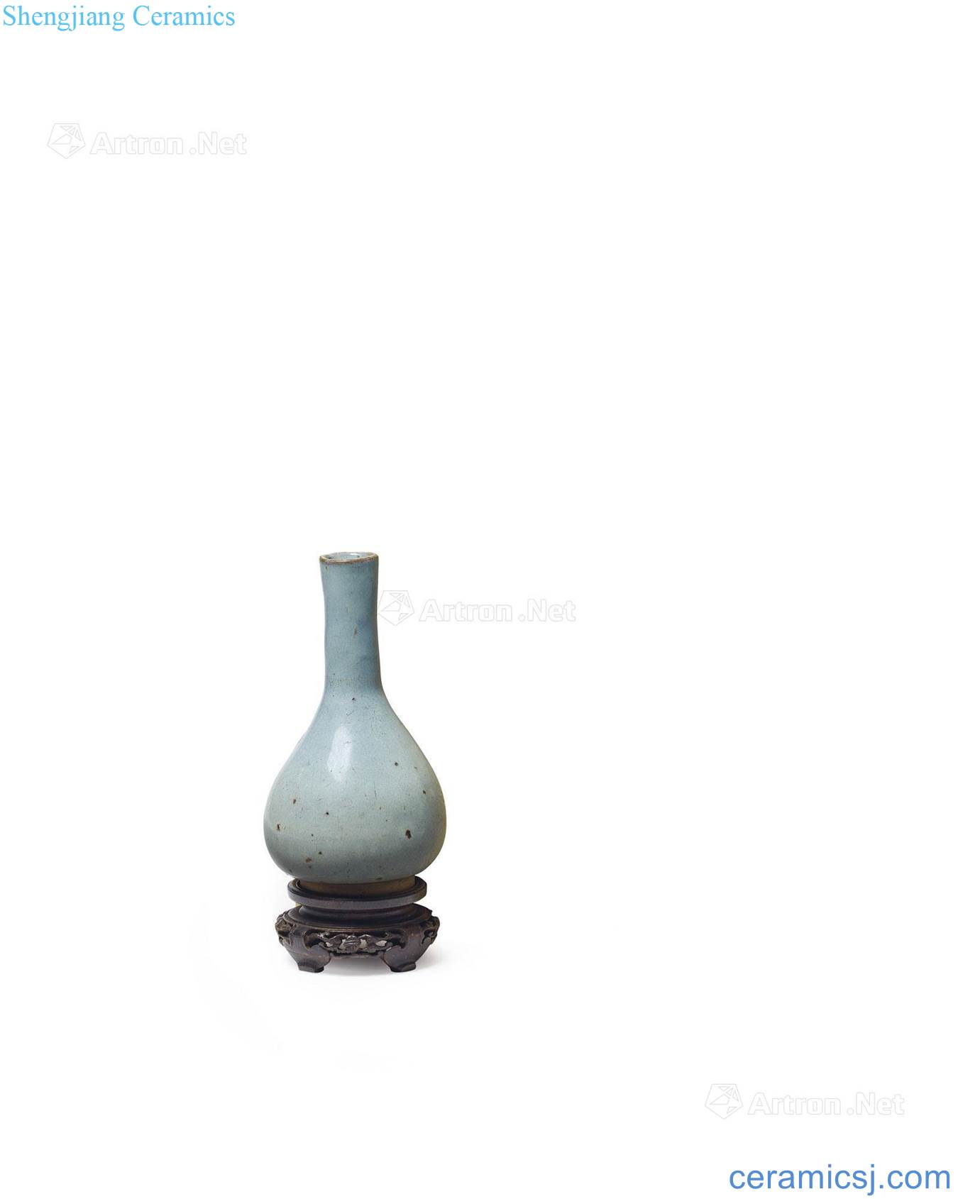 In the Ming dynasty Appropriate jun azure glaze bile vase
