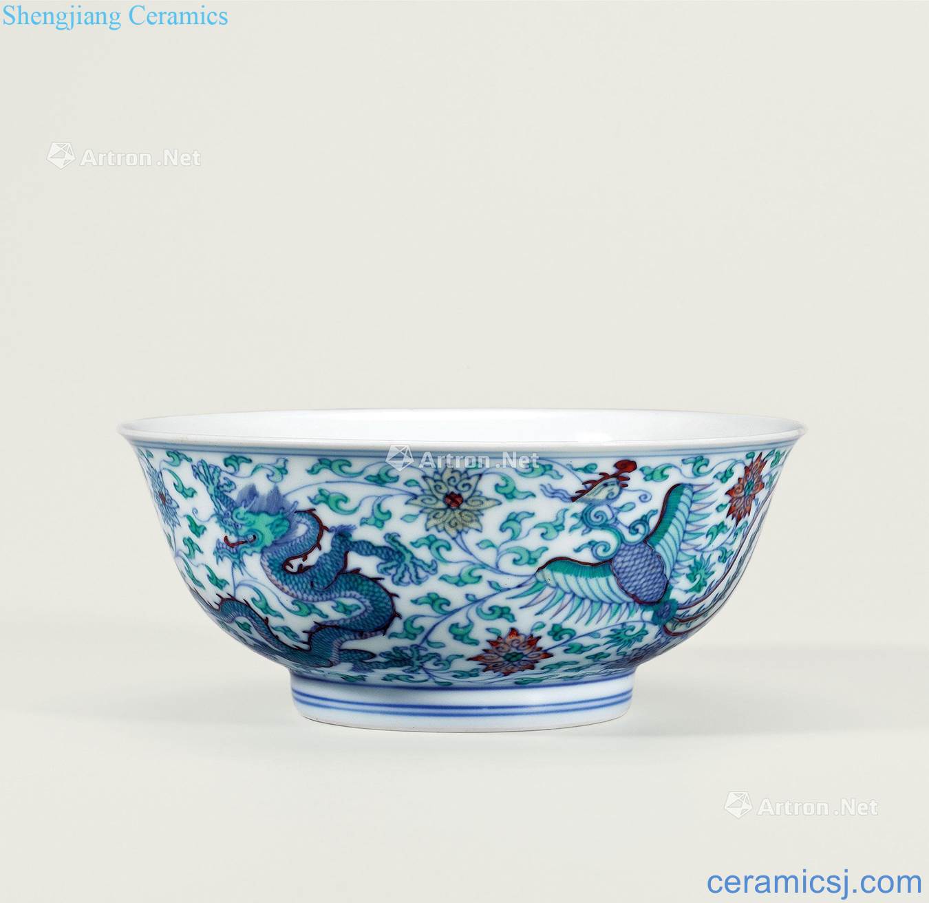 The qing emperor kangxi bucket color longfeng palace bowl lines