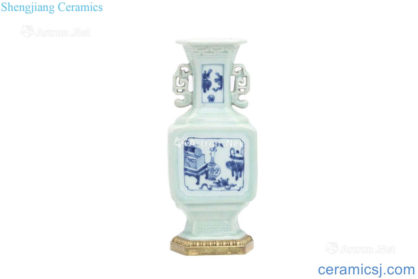 Qing qianlong celadon vase