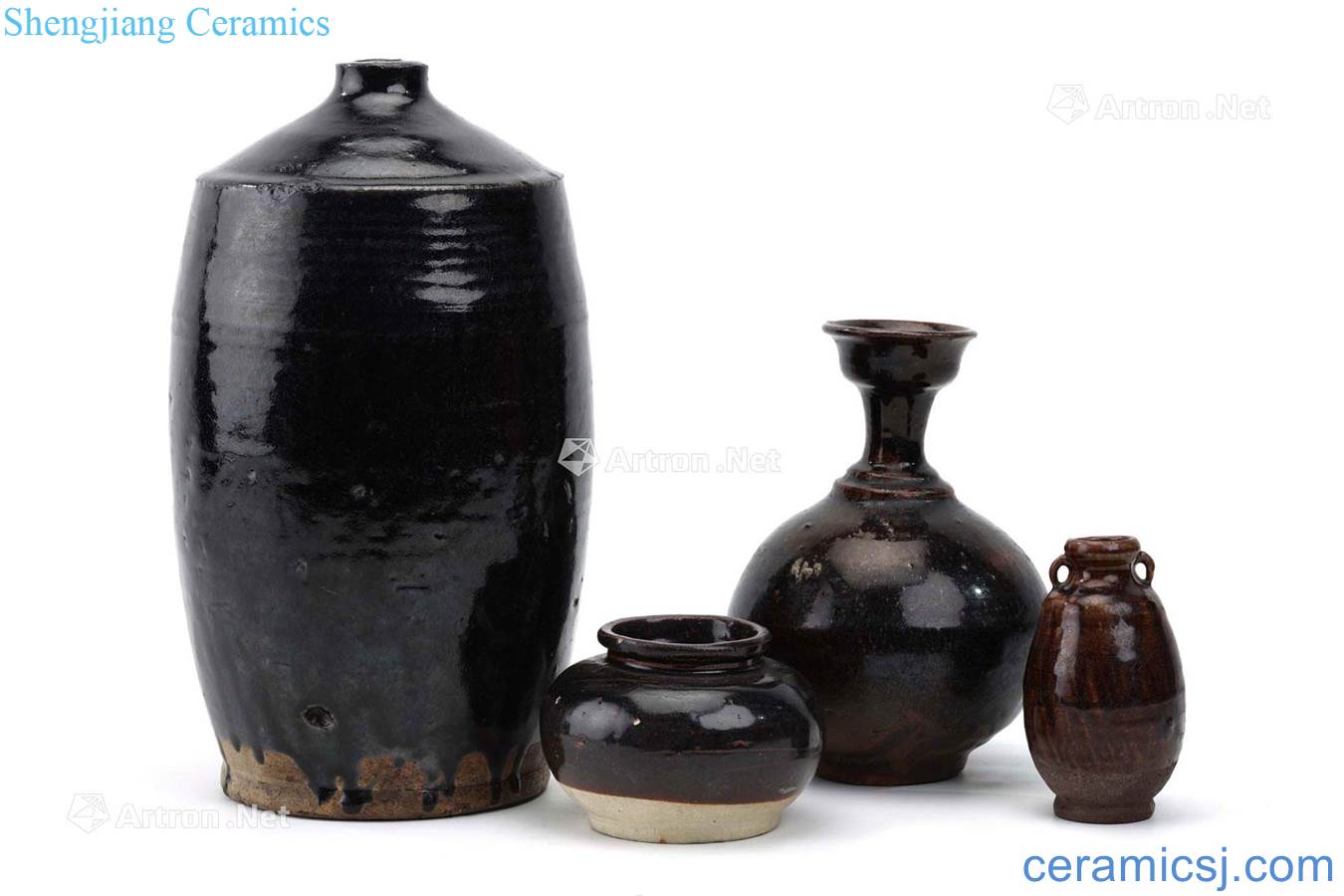 Yuan or after Sauce glaze pottery (four pieces)