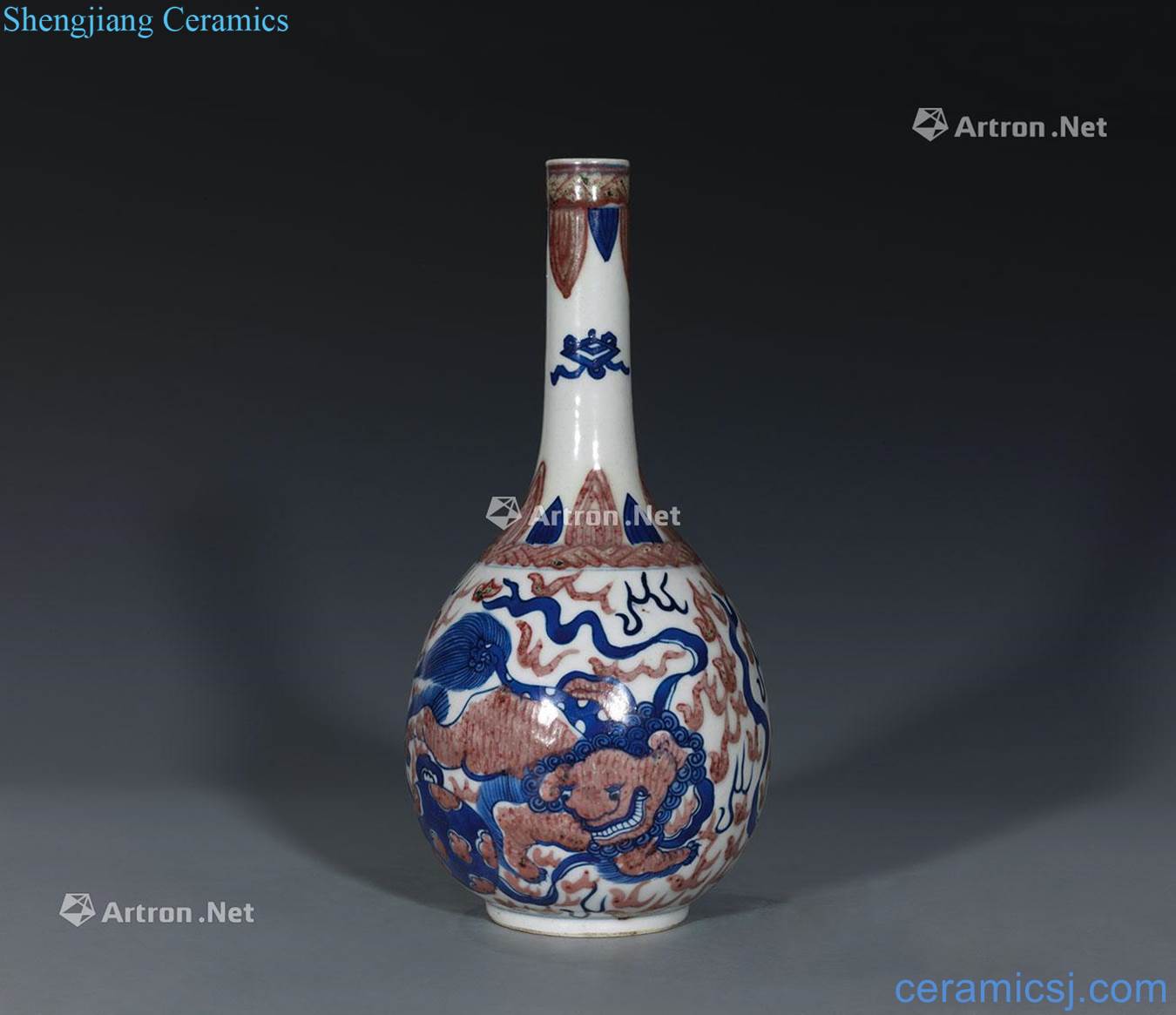 Qing dynasty blue-and-white youligong lion taper bottle