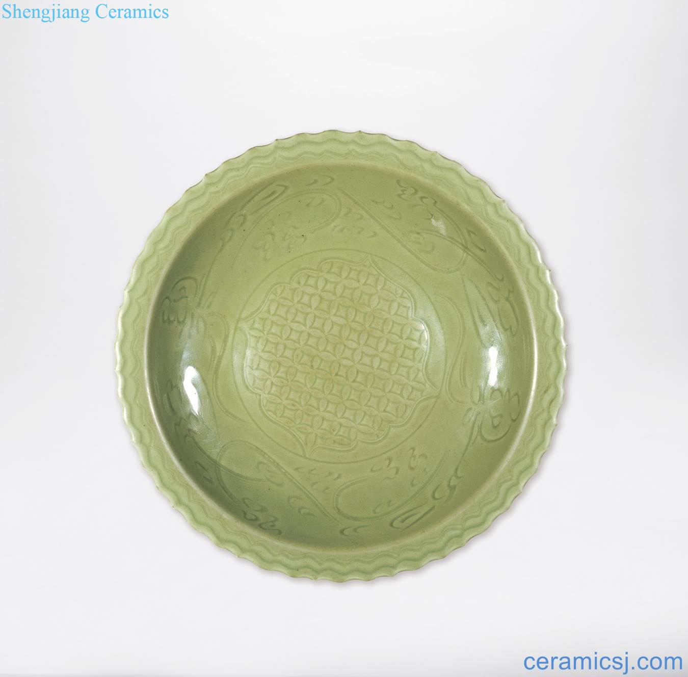 Ming Longquan celadon green glaze carving money wen ling the broader market