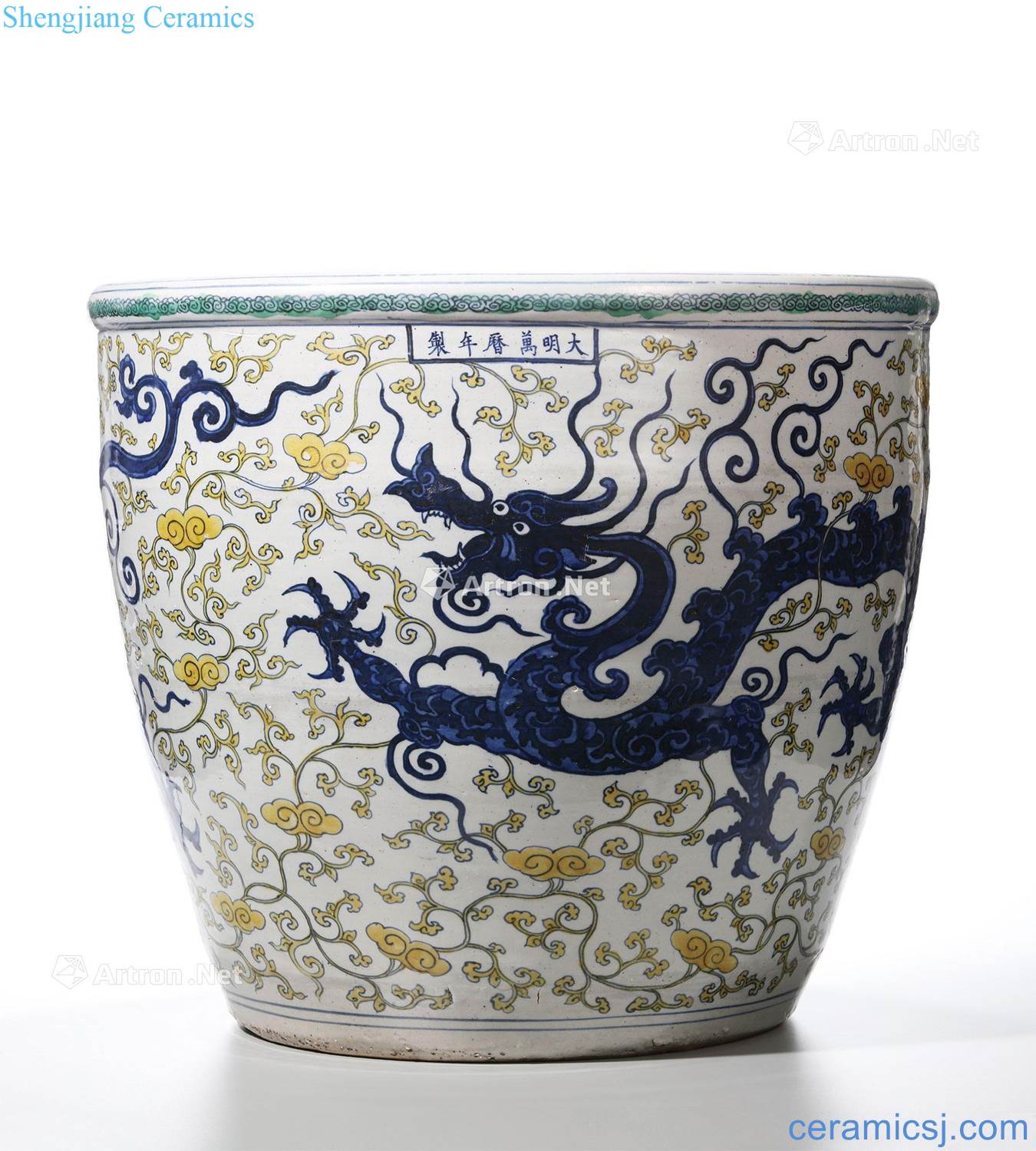 Ming wanli Blue and white color bucket wear flower dragon big crock