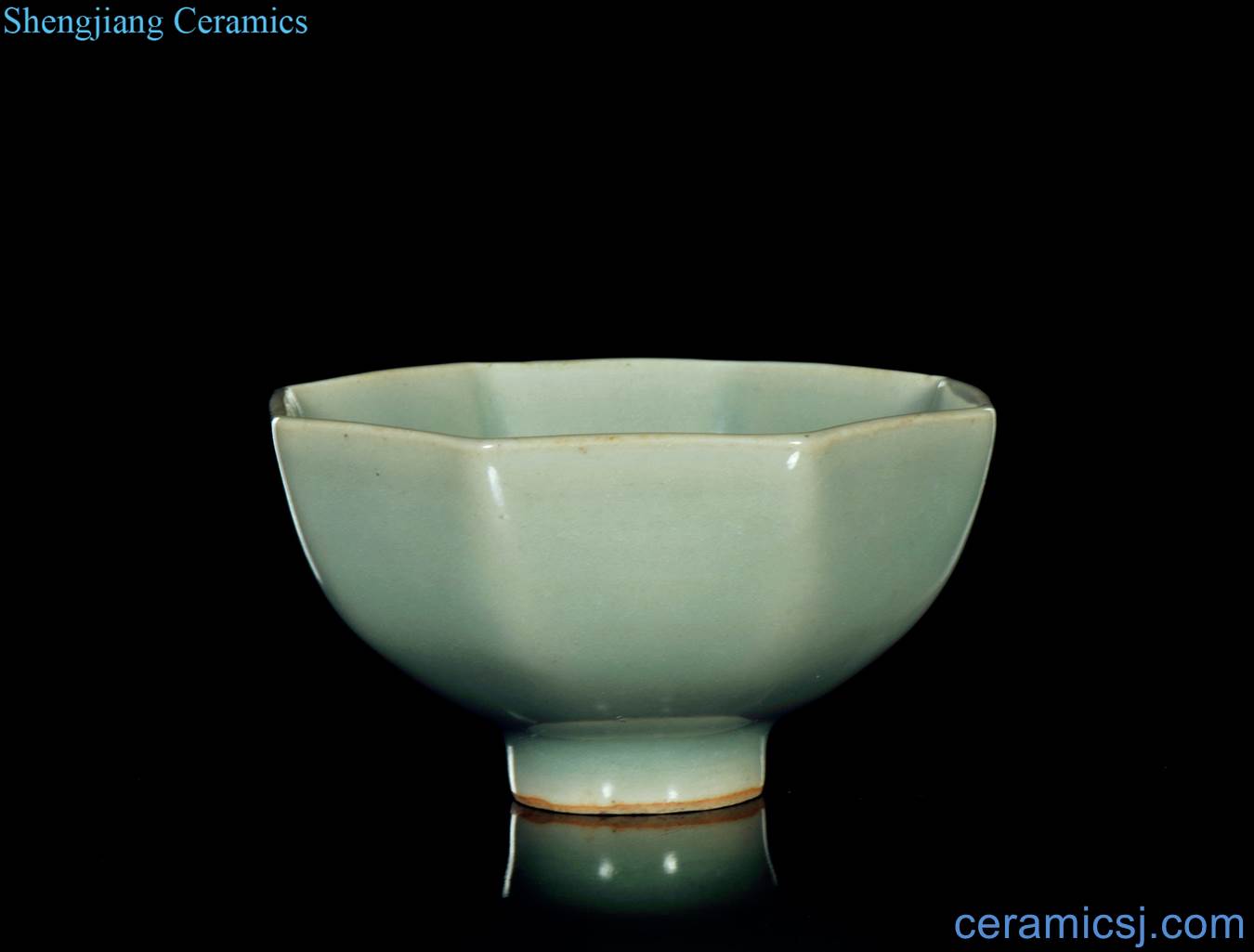 yuan Longquan celadon glaze octagon cup