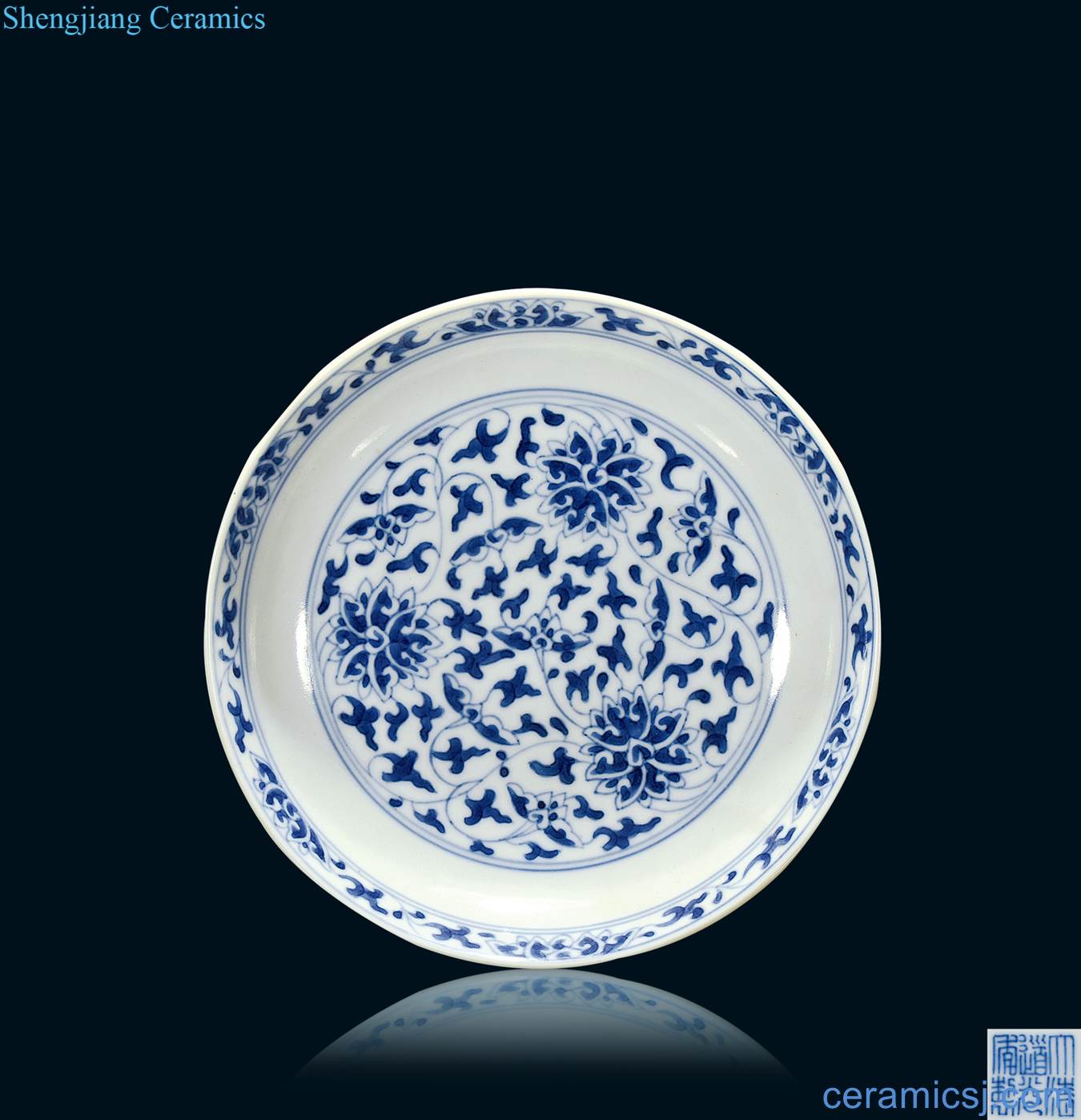 Qing daoguang Blue and white lotus flower grain small dish