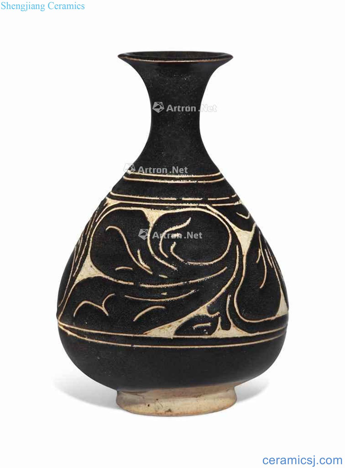 Song dynasty or even later Magnetic state black glaze flower grain okho spring bottle