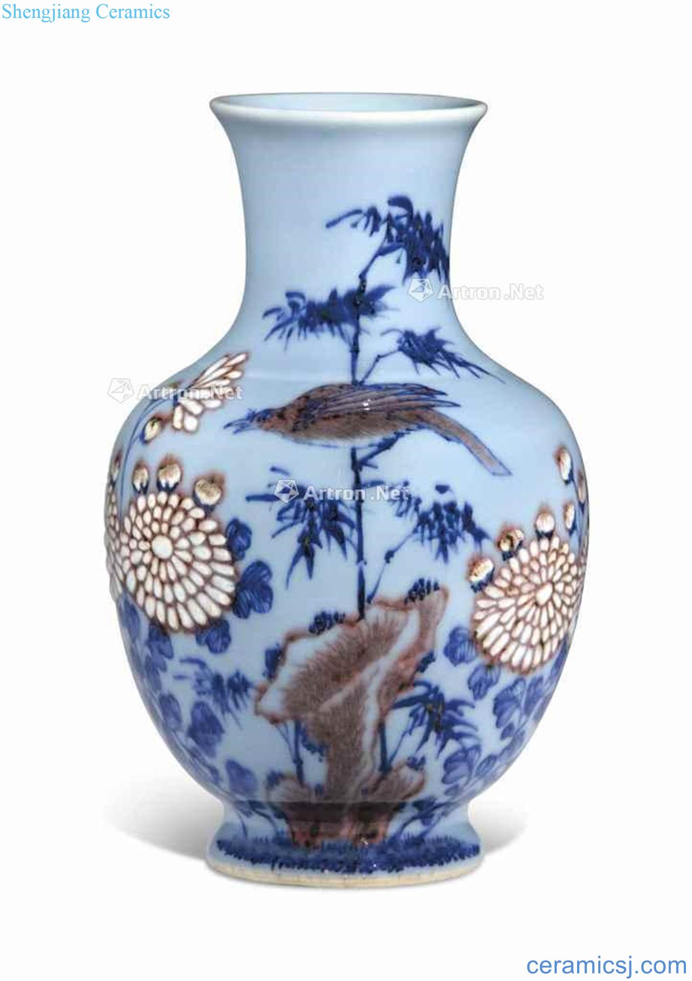In the 18th century qing Sky blue, blue and white youligong painting of flowers and grain bottle