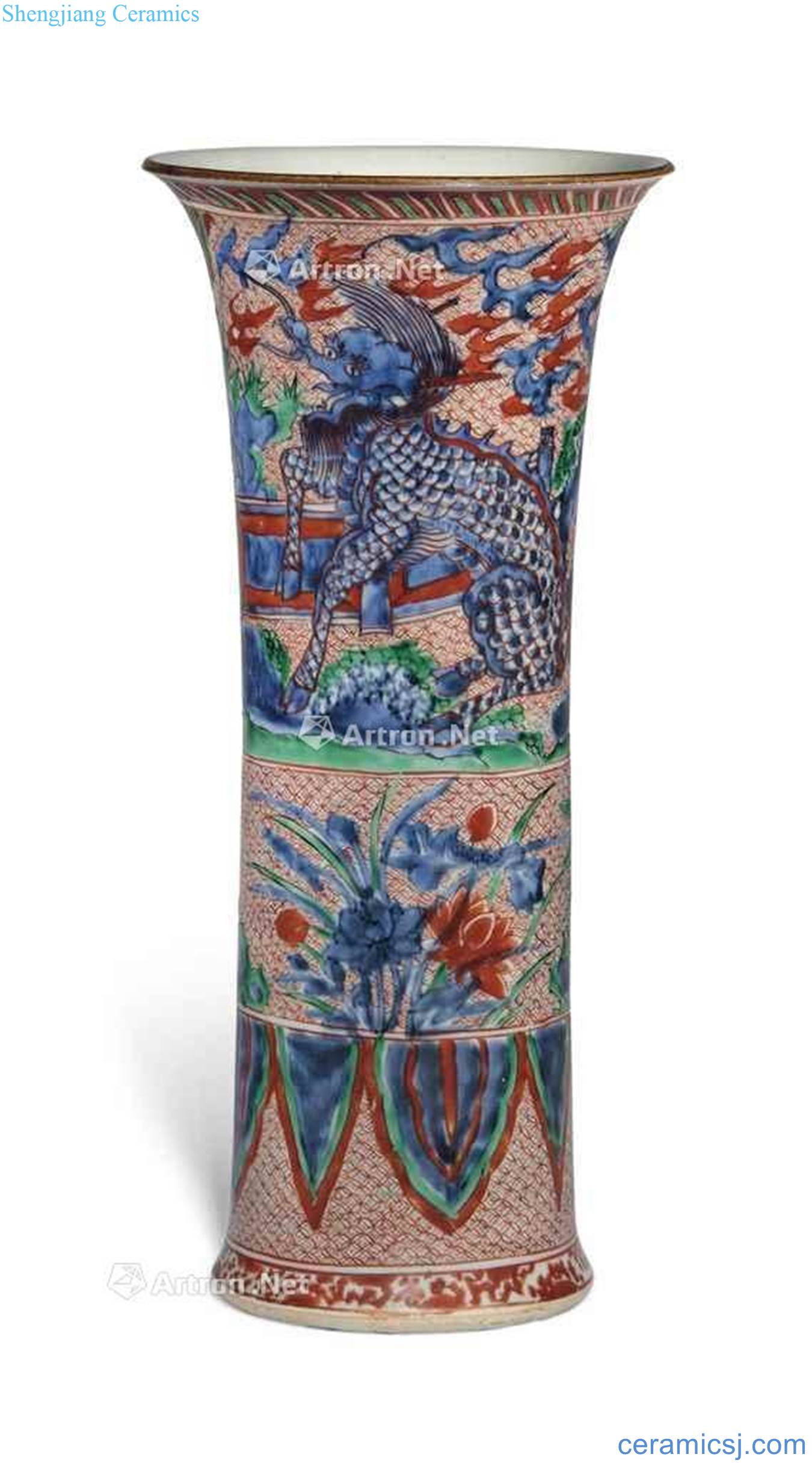 Qing shunzhi Colorful kylin grain vase with flowers