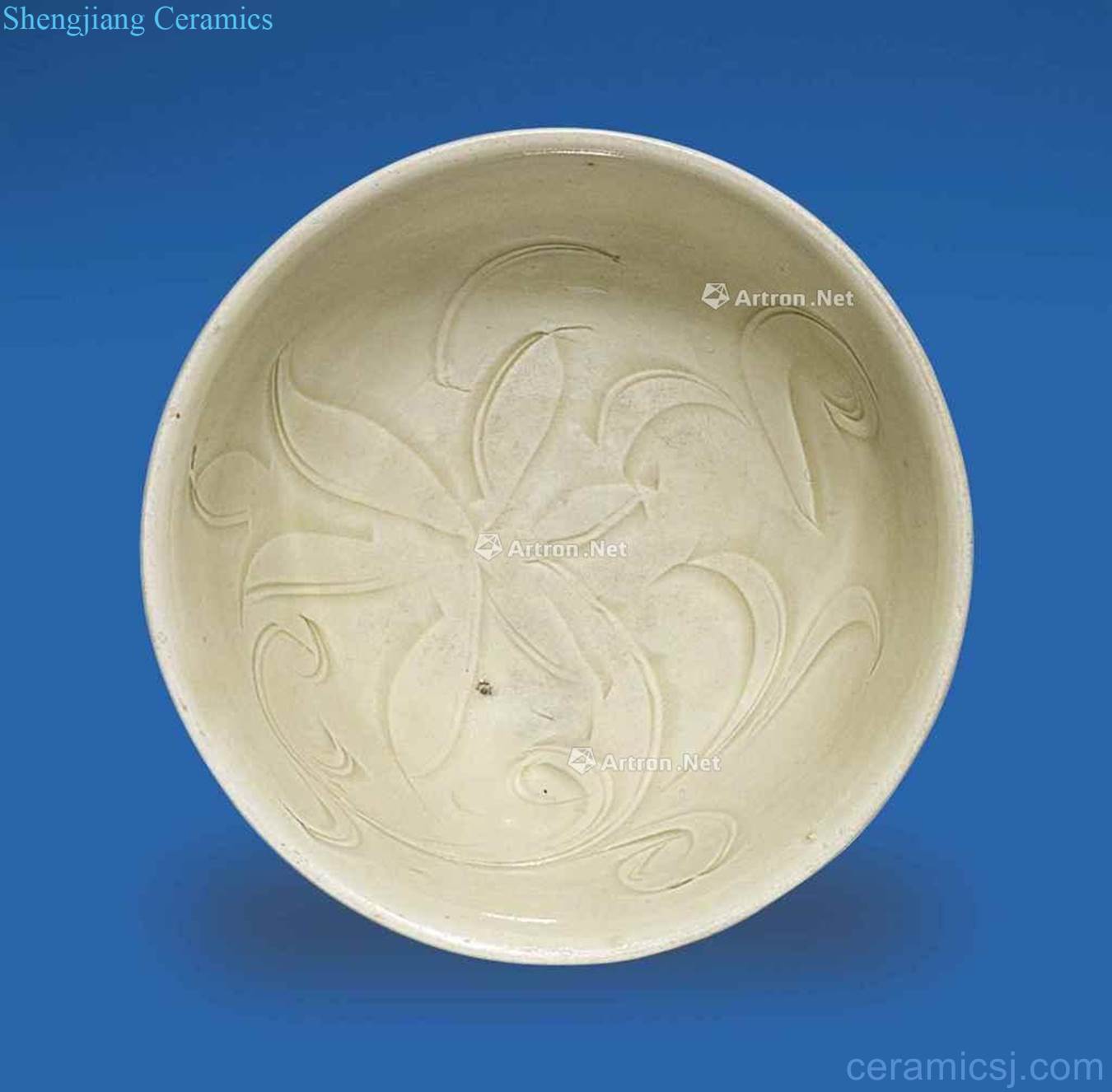 Northern song dynasty, in the 12th century A SMALL CARVED DING to use