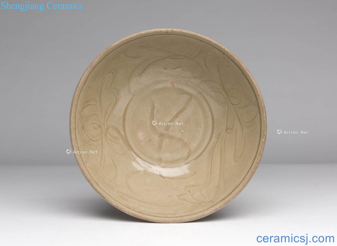 The song dynasty in the 12th century Longquan celadon celadon bowls