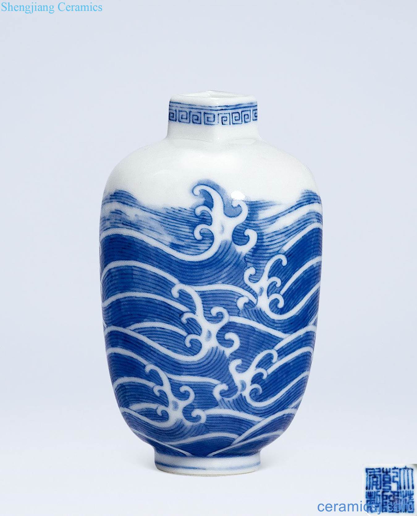 Qing qianlong Blue sea water pot