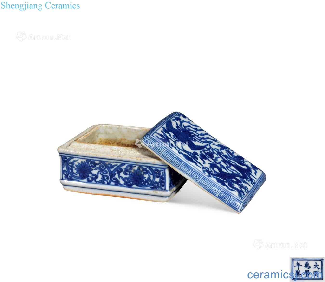 wanli Blue and white longfeng lines cover box