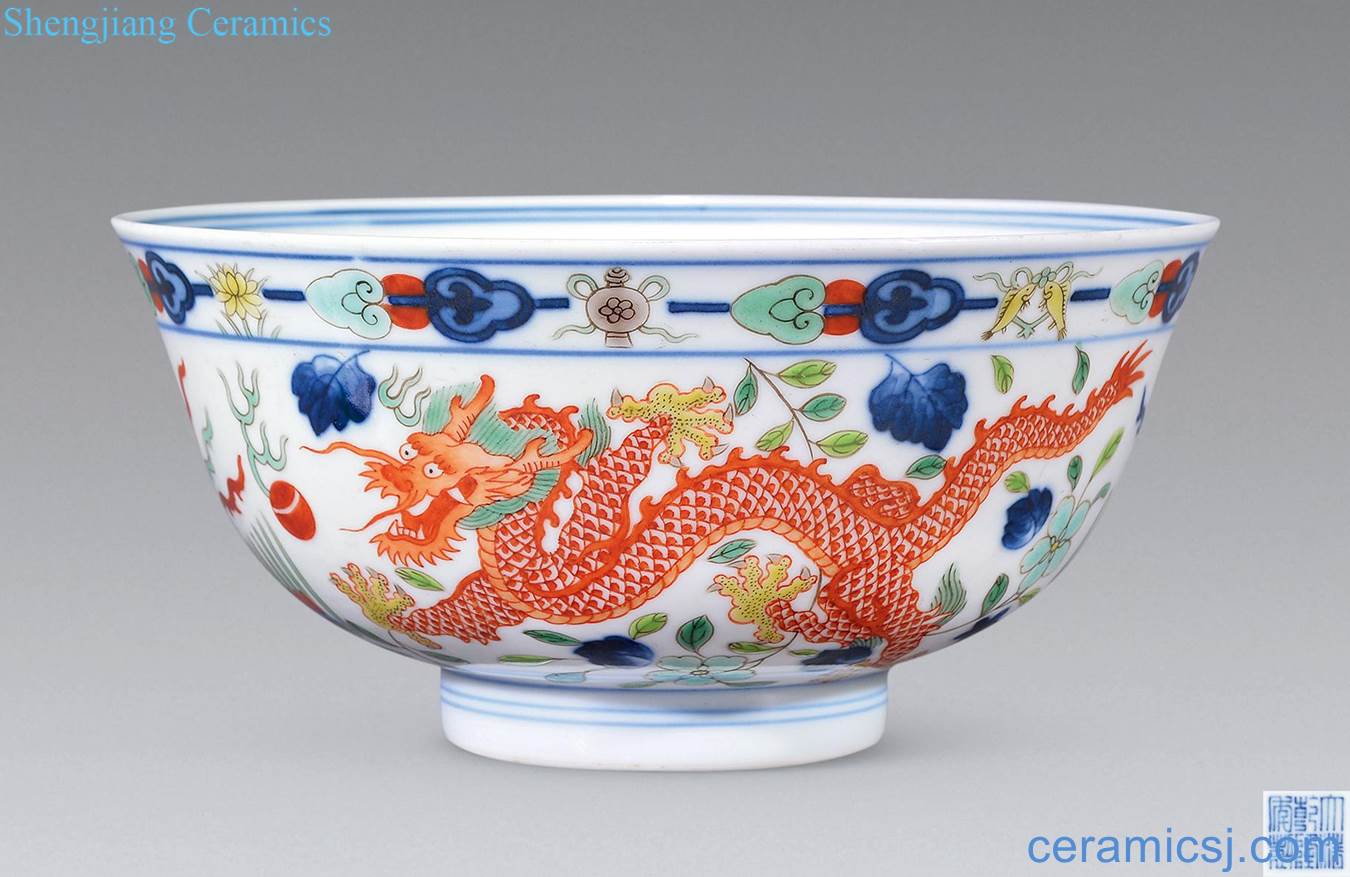 Qing qianlong Blue and white longfeng bowl