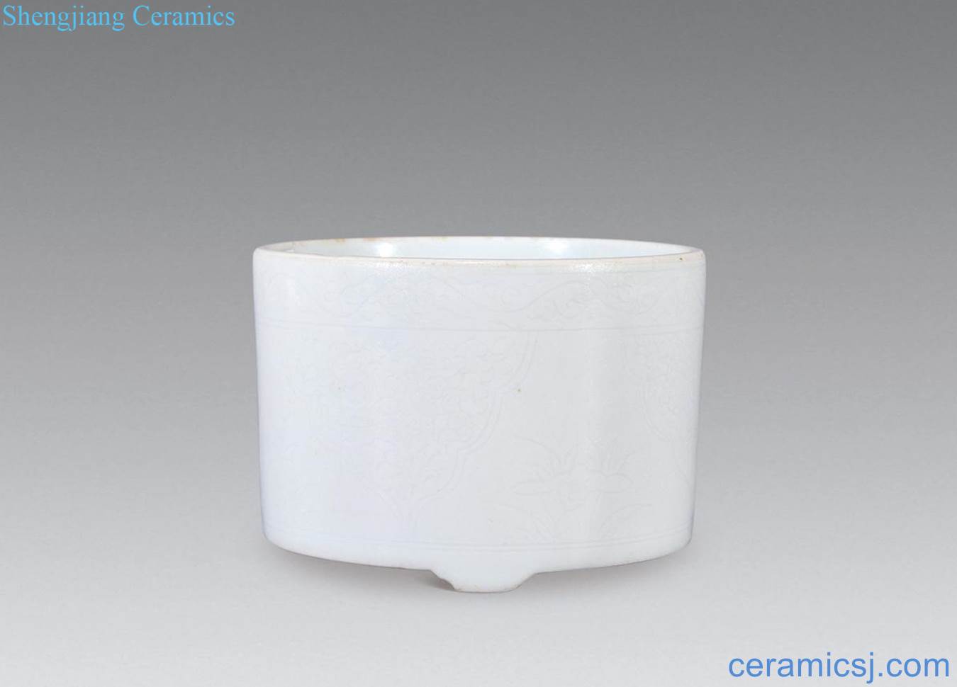 In late Ming dehua white glaze dark moment furnace with three legs