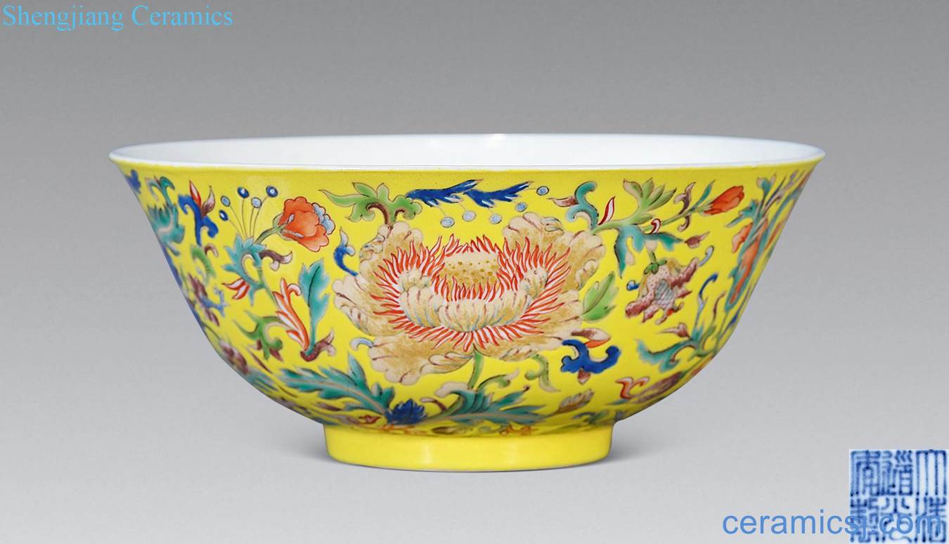 Yellow color the four seasons flower bowl
