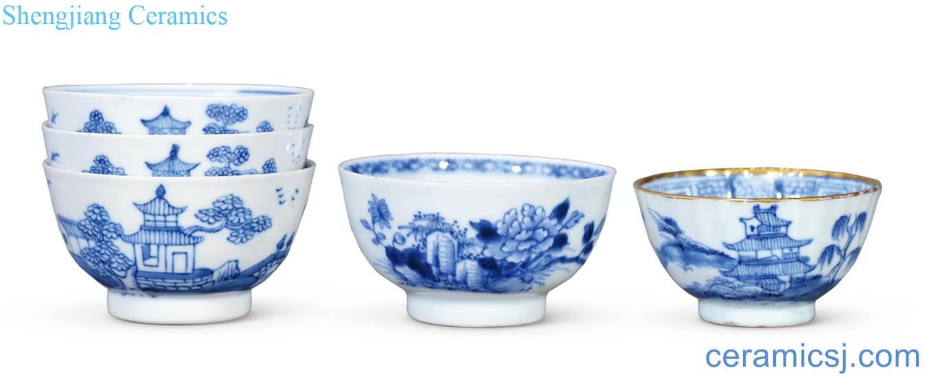 Qing qianlong blue and white flowers, a castle in the bowl (5)