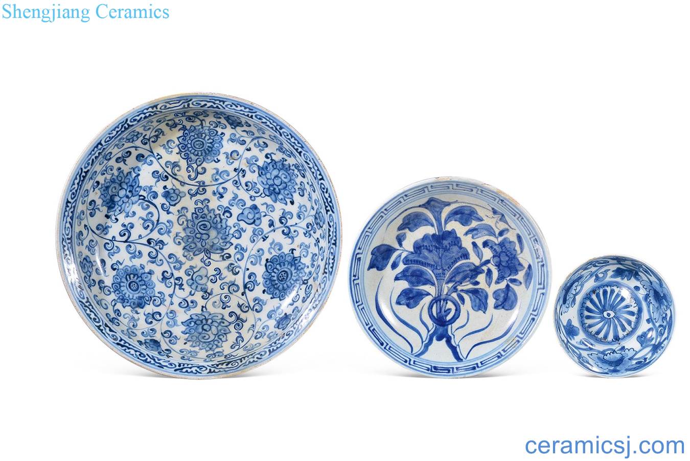 Ming Blue and white flower dish, bowl (three)