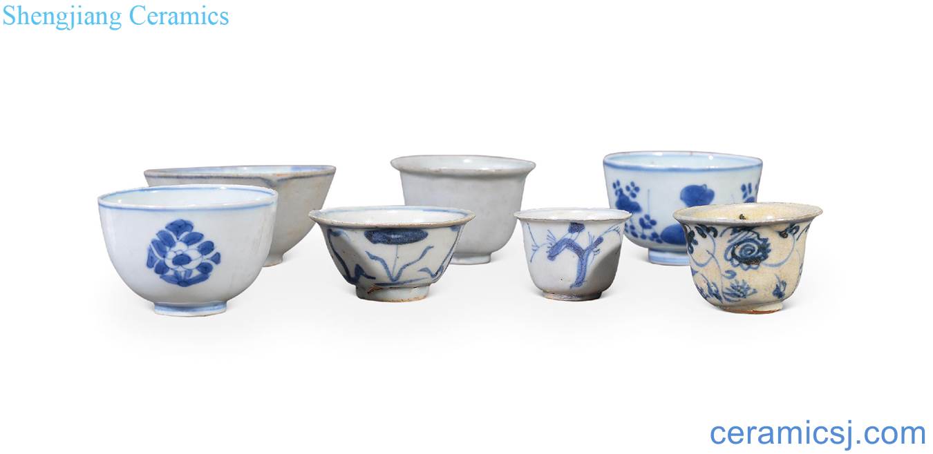 Ming blue and white small cup (7)
