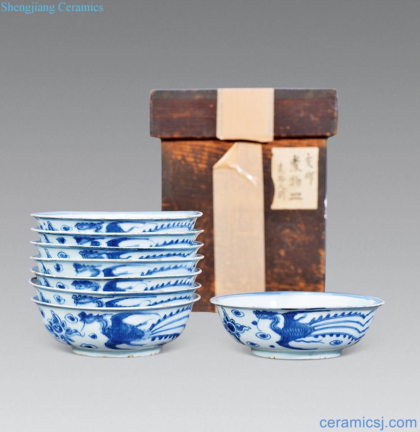 In the late Ming Blue and white chicken tray (a group of eight things)