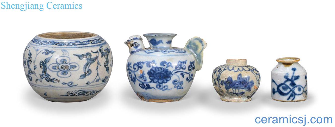 Ming Blue and white tail of pot, pot (four pieces)