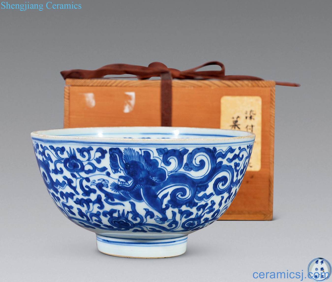 The qing emperor kangxi Blue and white dragon grain big bowl