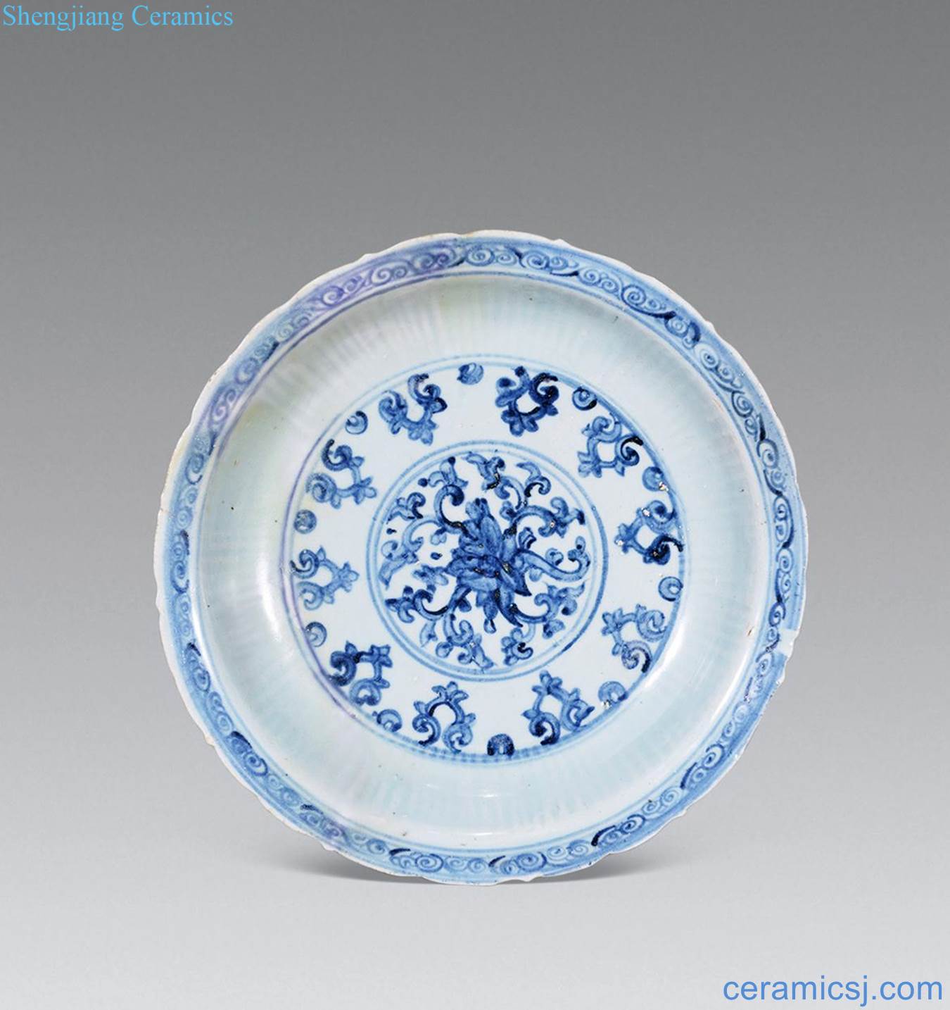 Ming dynasty Blue and white kwai mouth lotus flower tray