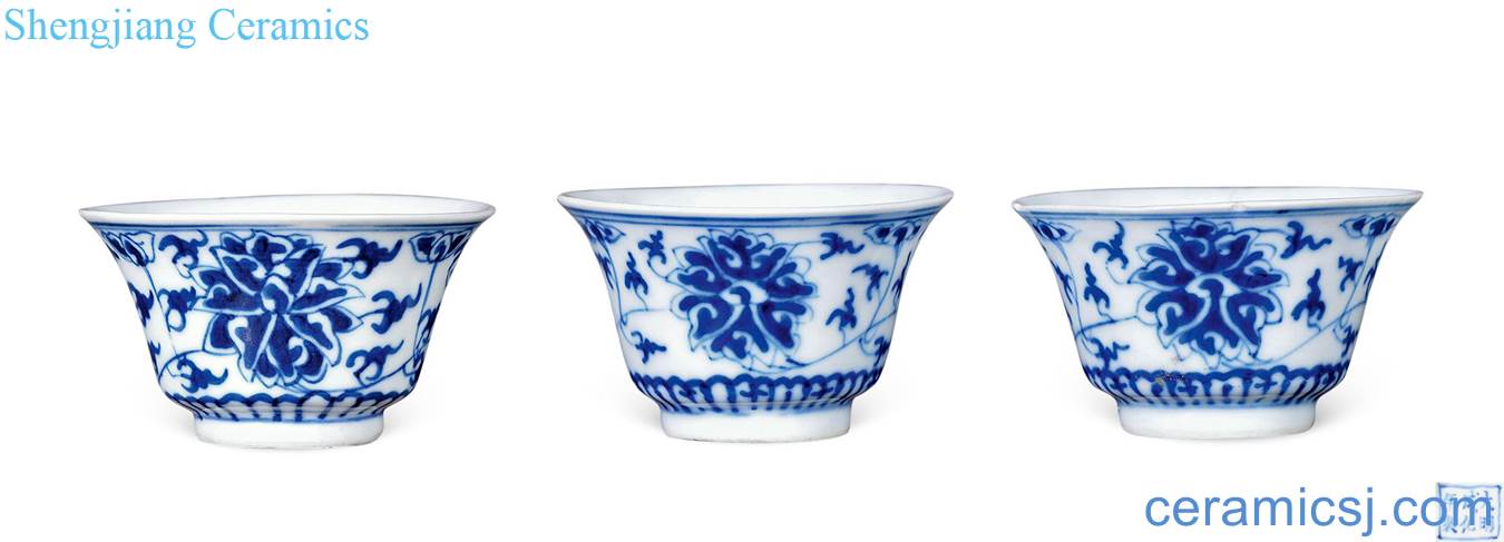 Qing guangxu Blue and white tie up lotus flower small cup (three)