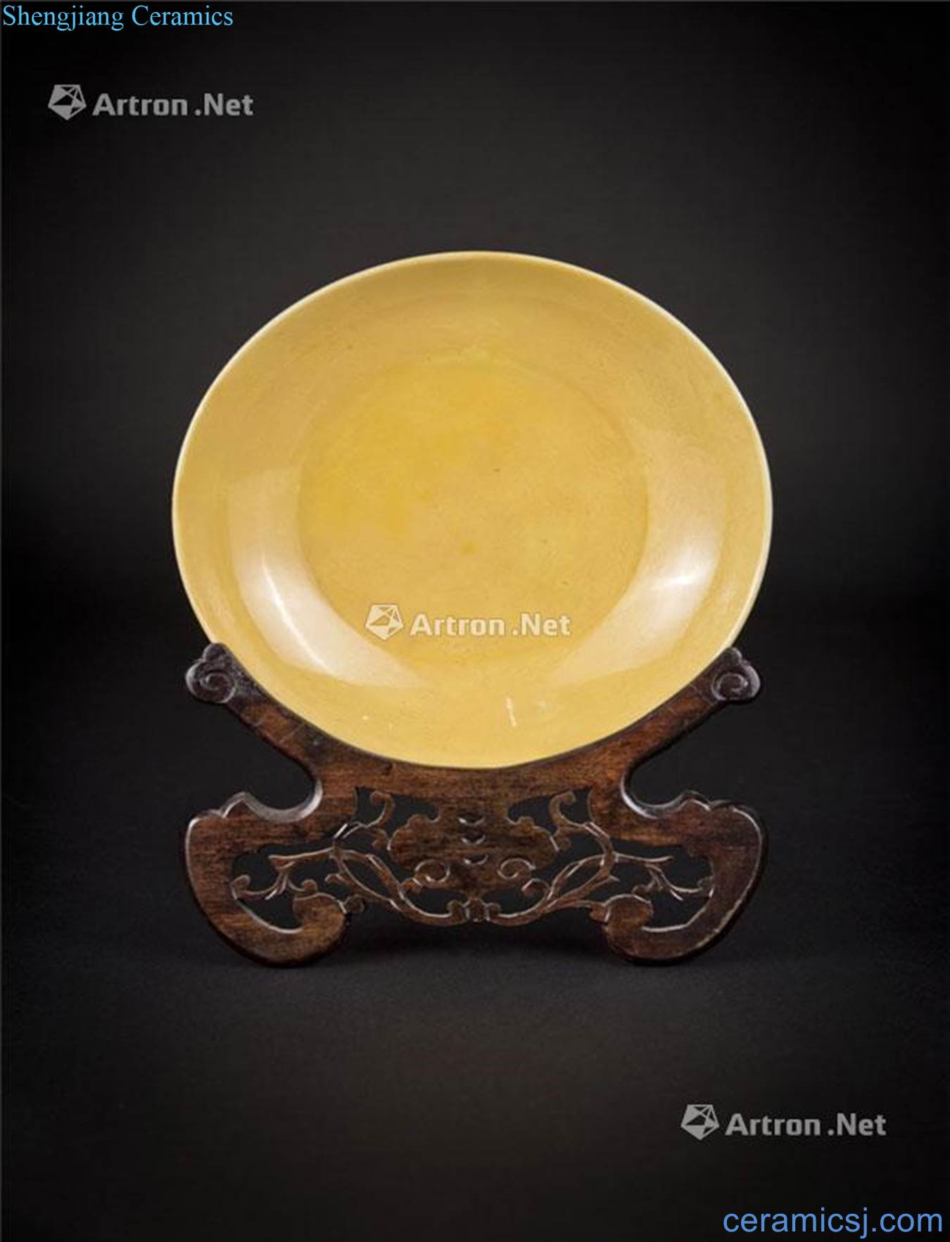 Ming xuande Yellow glazed tile disc