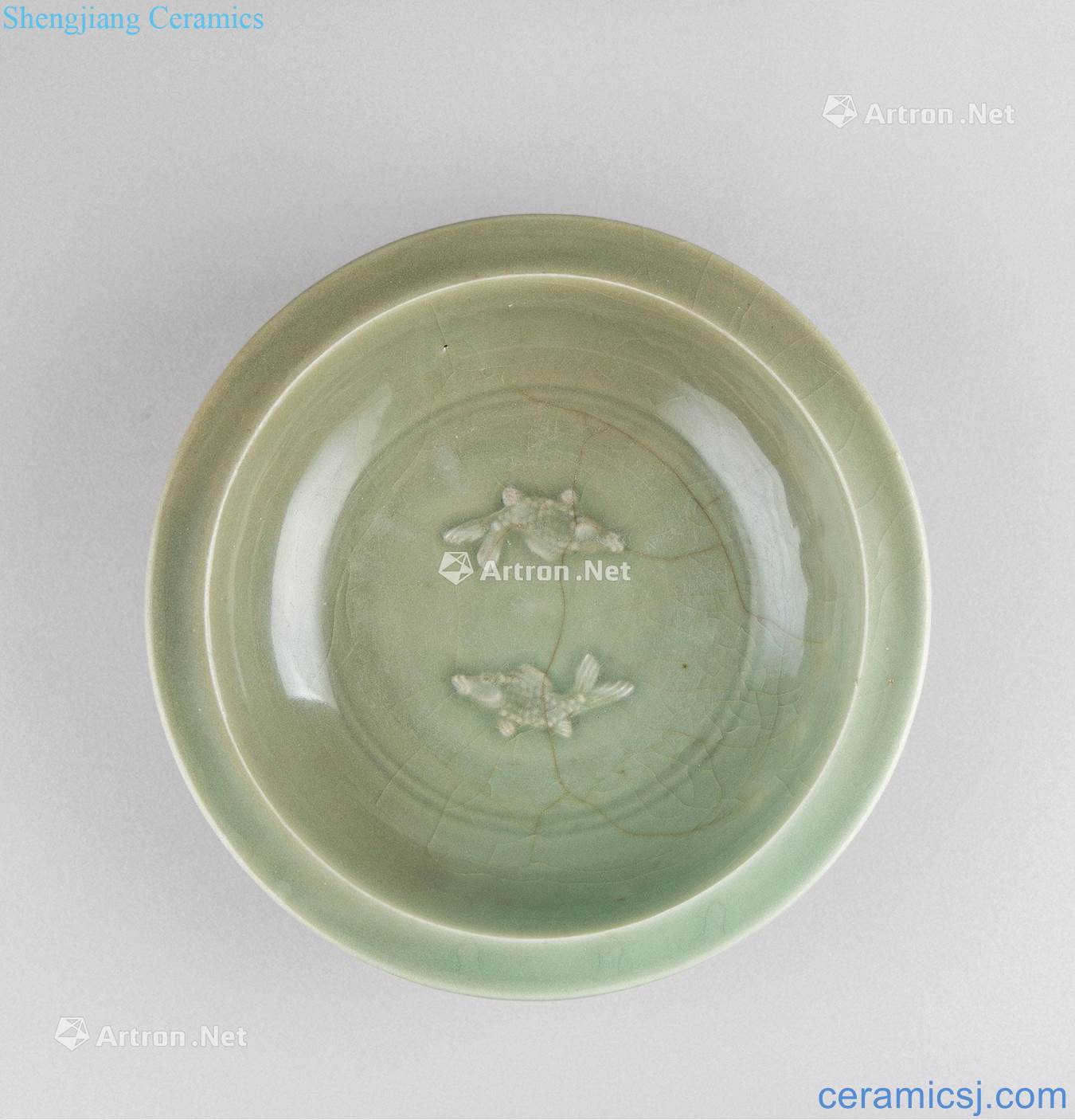 The southern song dynasty (1127 ~ 1279) longquan celadon Pisces tray