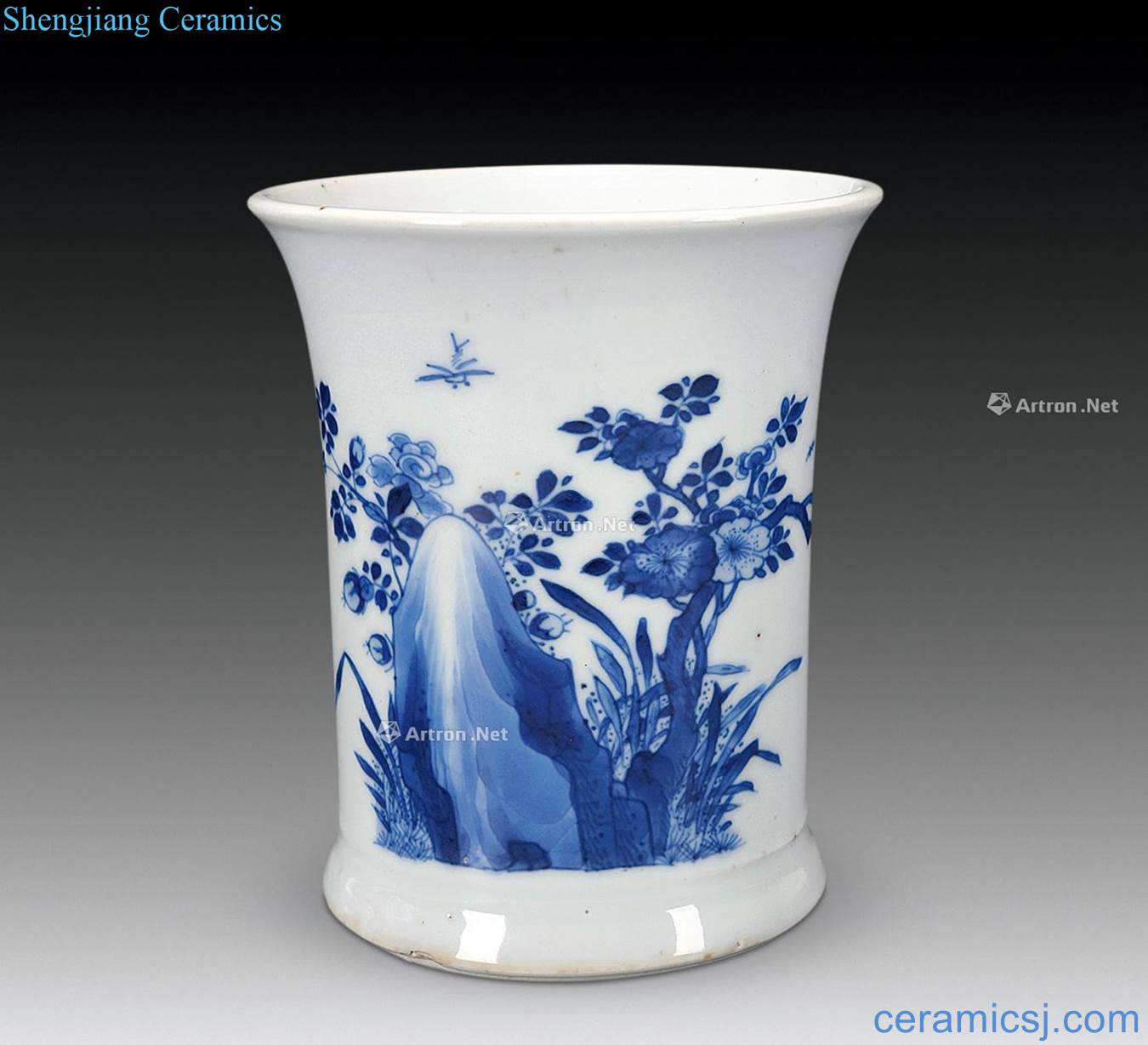 The qing emperor kangxi Blue and white flower on waist brush pot