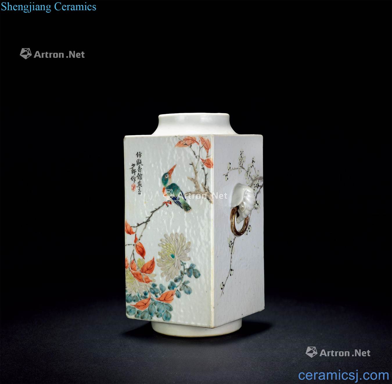 Shallow purple color of flowers and birds in late qing dynasty landscape cong type bottle