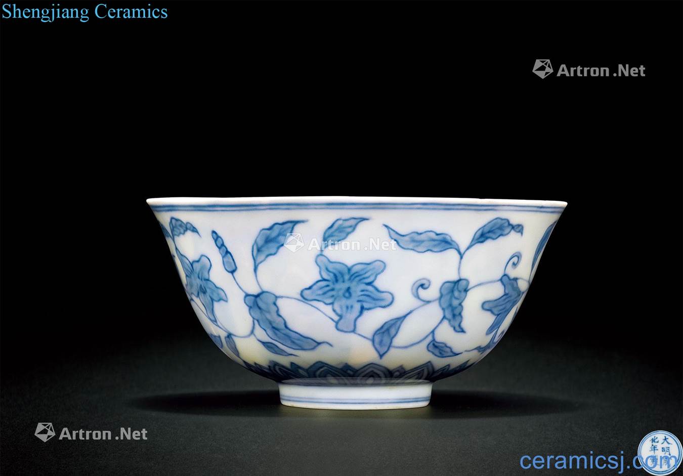 in Blue and white gardenia flower grain palace bowl