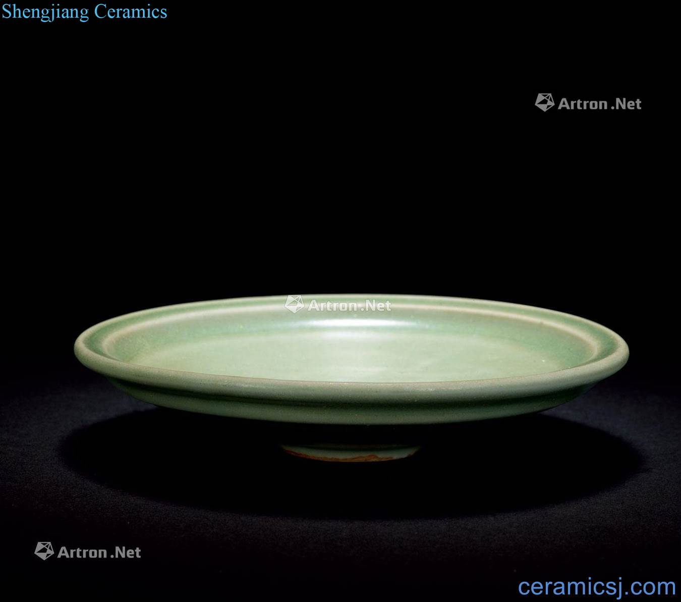 yuan Longquan celadon bearing plate