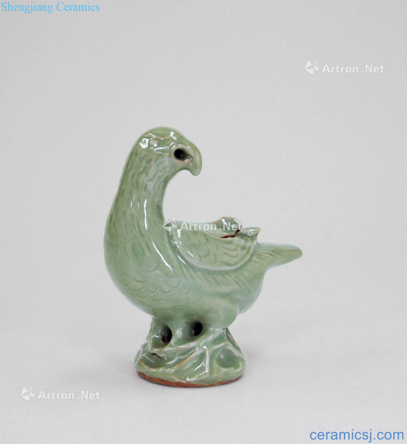 Ming Longquan celadon bird-like sweet fume celadon