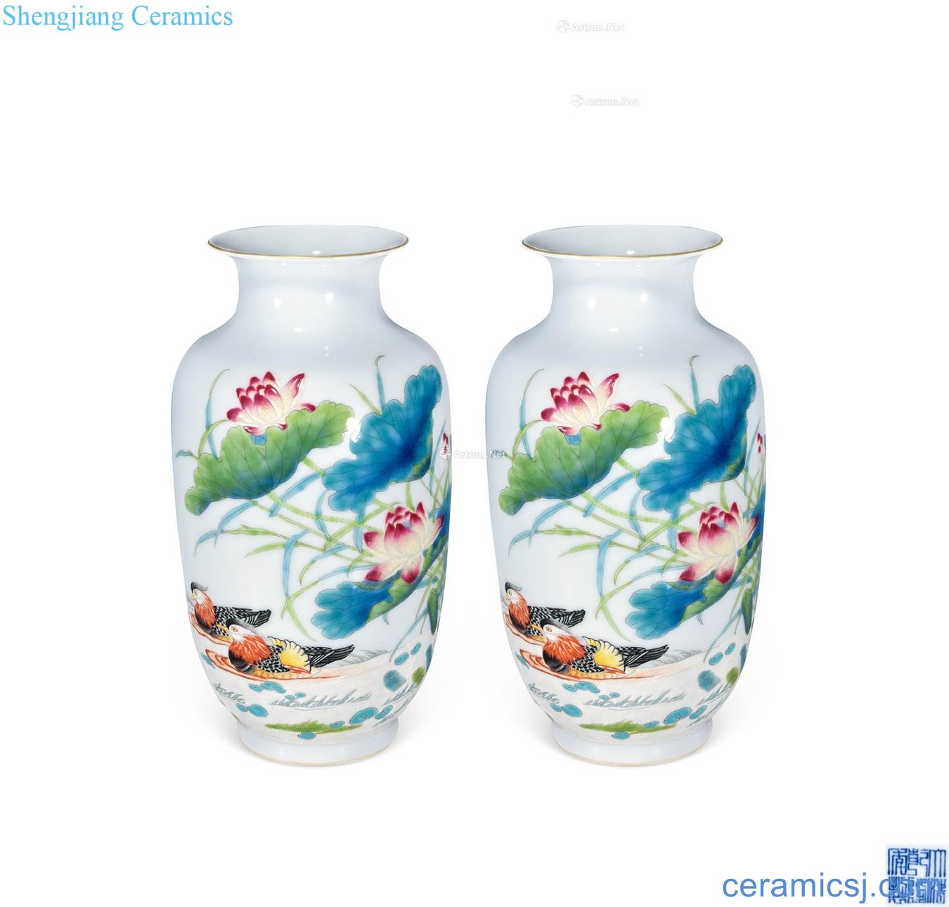 Qing qianlong pastel yuanyang HeChi grain lantern (a)