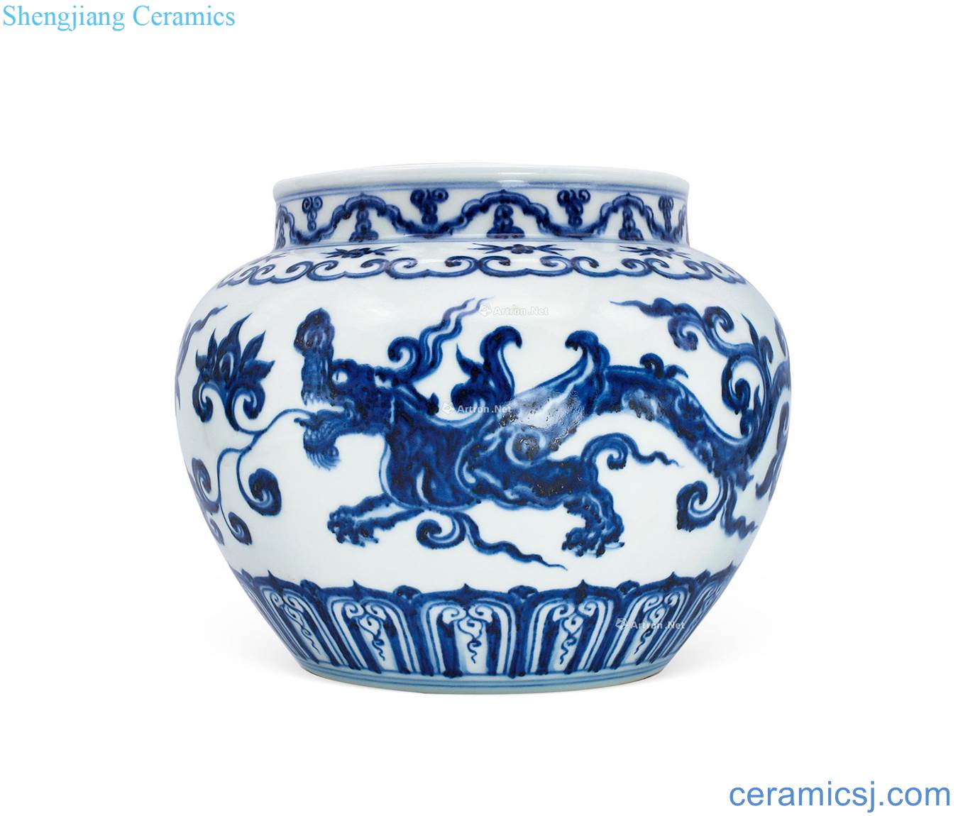 Ming yongle Blue and white flowers coil dragon grain tank