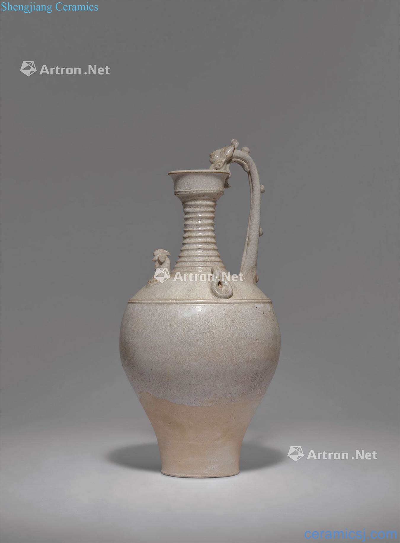 The tang dynasty White glazed chicken pot