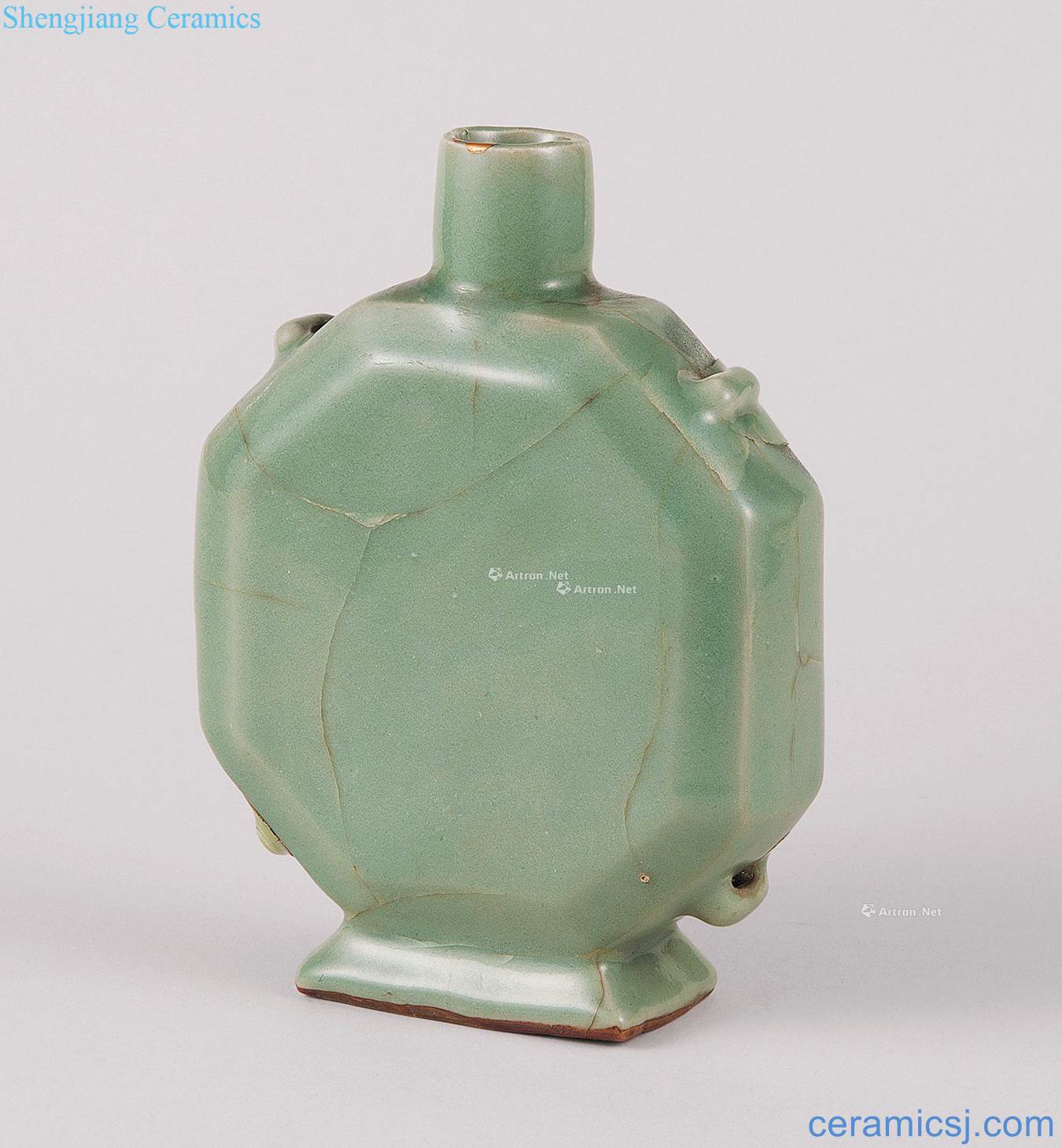 yuan Longquan celadon wear take eight arrises flat pot
