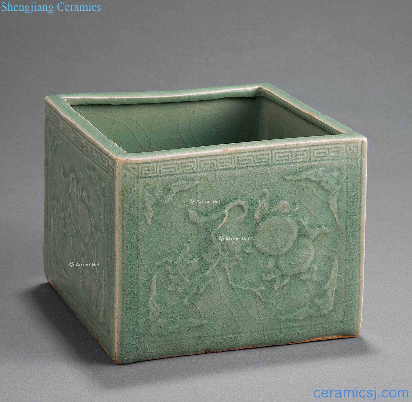 Ming Longquan celadon live grain square tank