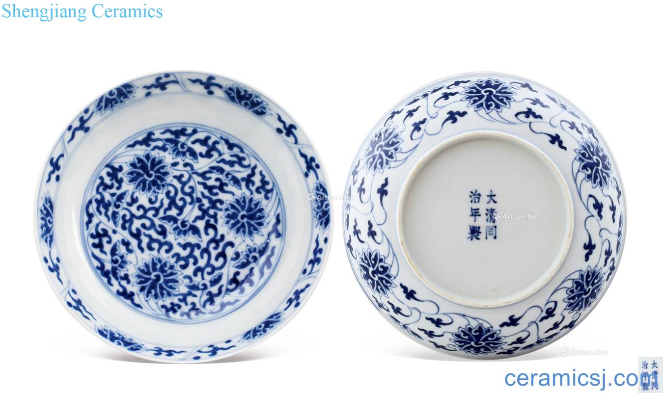 dajing Blue and white tie up lotus flower plate (a)