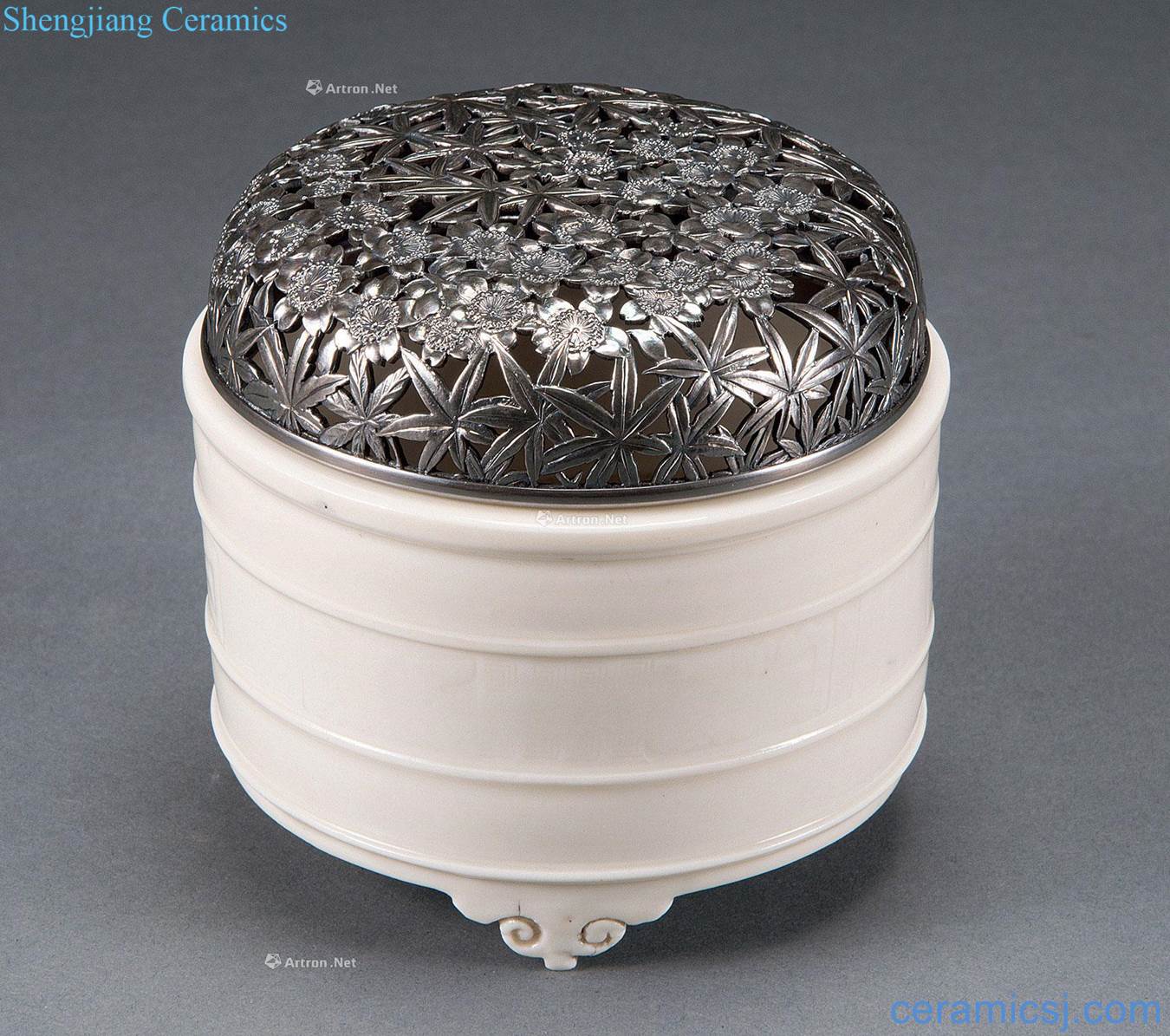 The late Ming dynasty Dehua kiln white magnetic incense burner