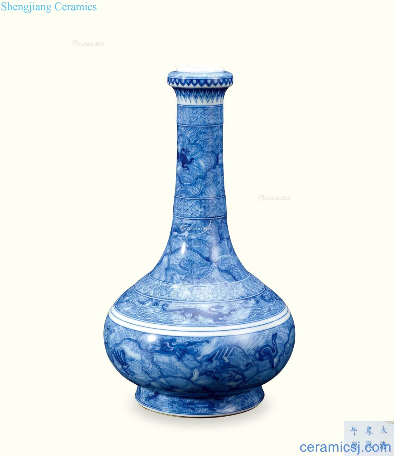The qing emperor kangxi Kiln porcelain figure bottles of sea animals