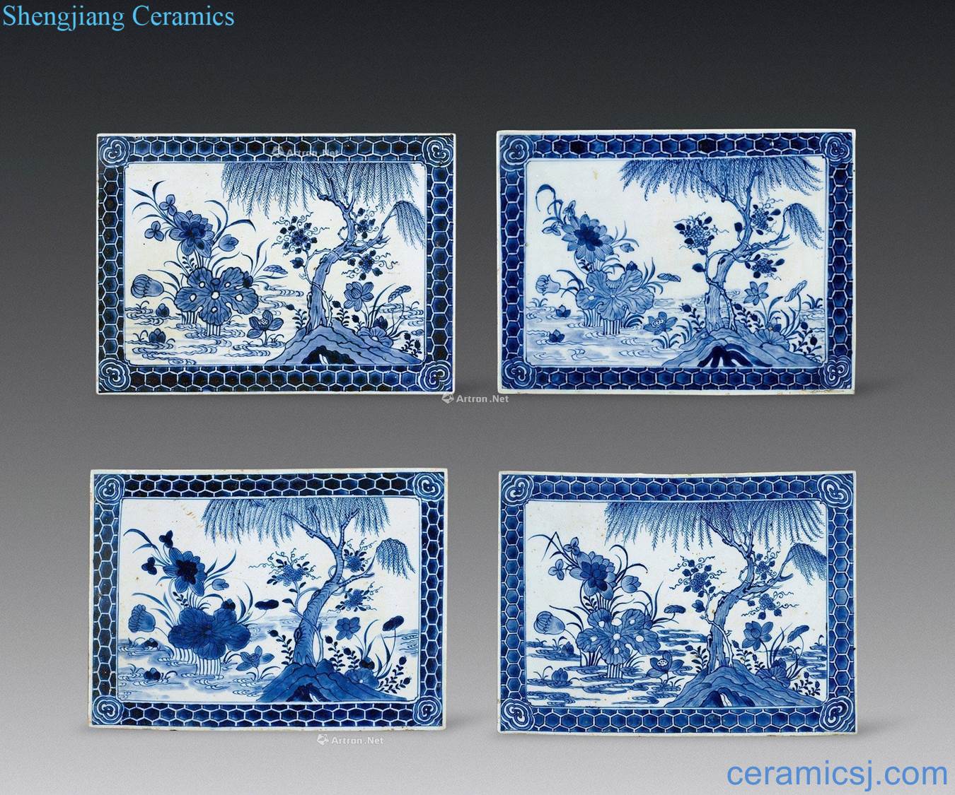 The qing emperor kangxi Blue and white flower porcelain plate (a)