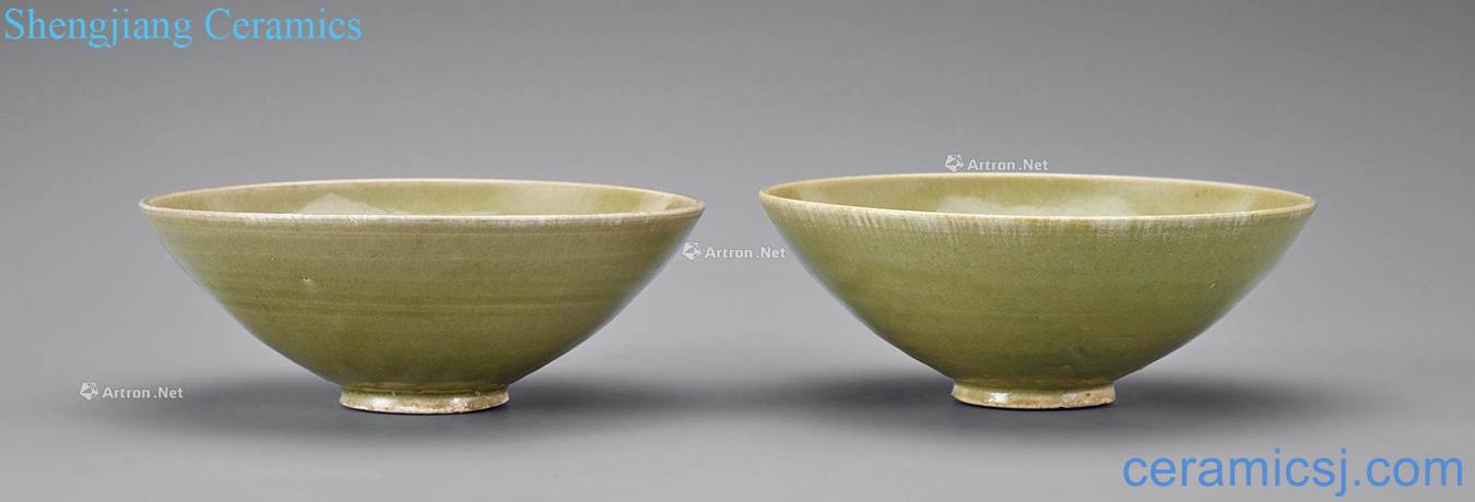 The song dynasty Yao state kiln green glaze hand-cut bowl (a)