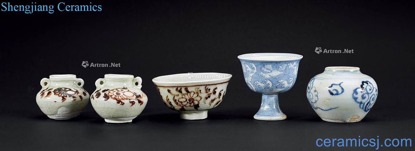 In the 15th century porcelain (a group of five pieces)
