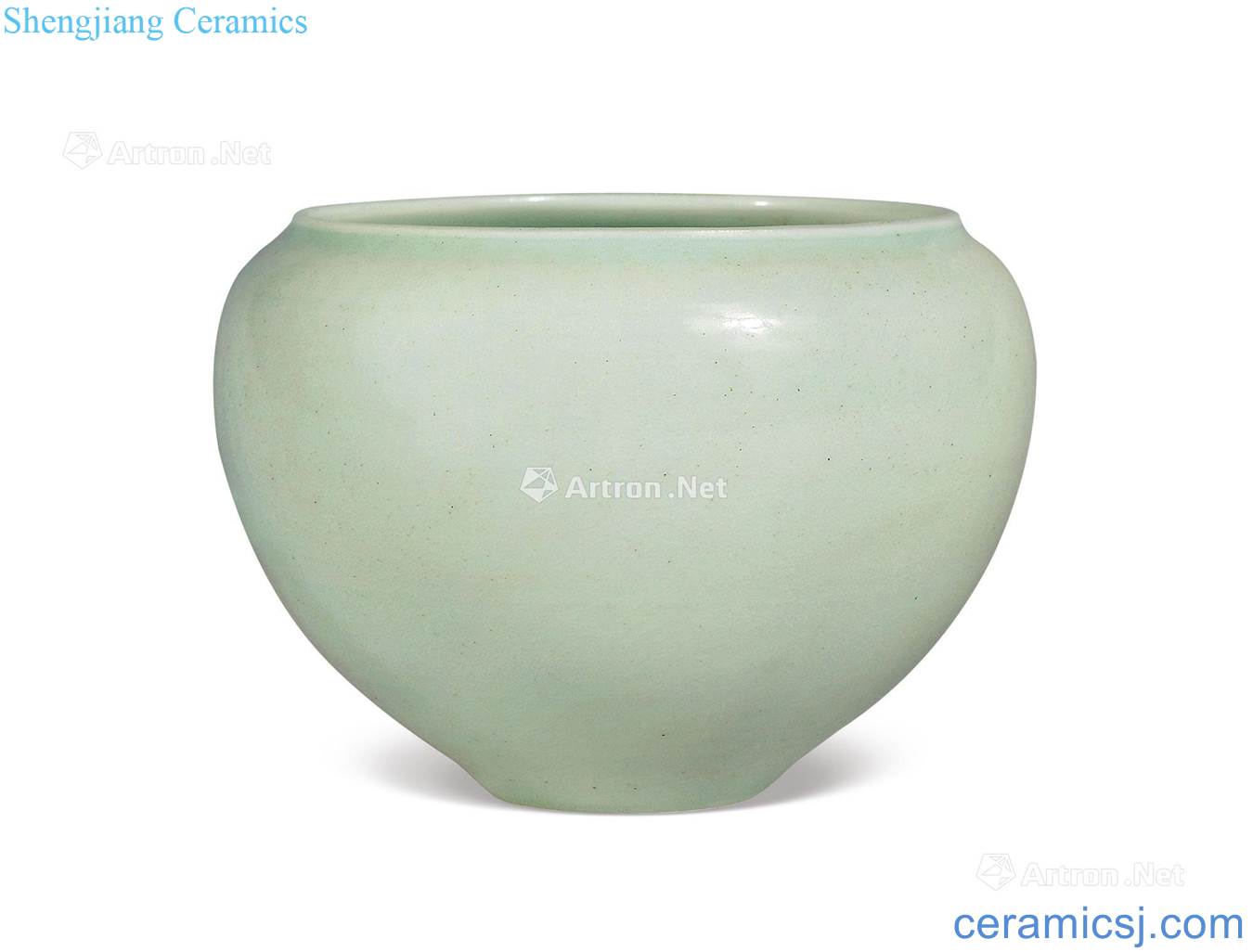 Ming Left without shadow blue glazed pot